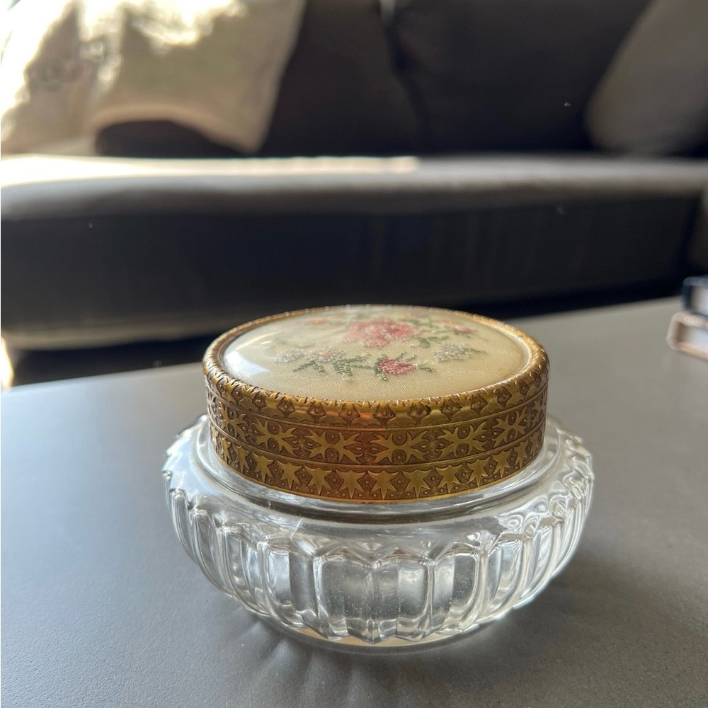 Floral Embroidered Compact - Picture 2 of 3